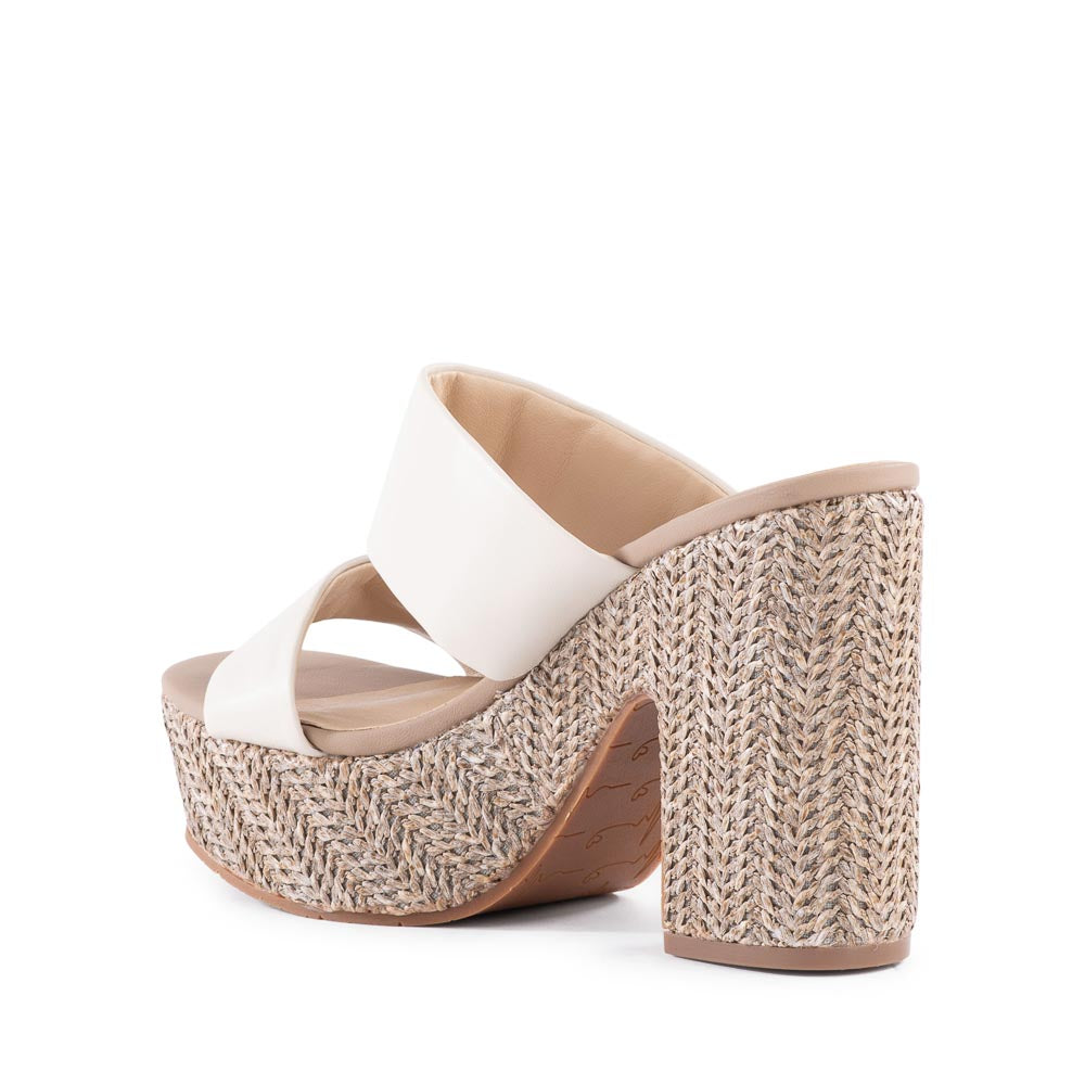 Hotel Kalinga Nine West Floral Sandals Mountain Sole Women's