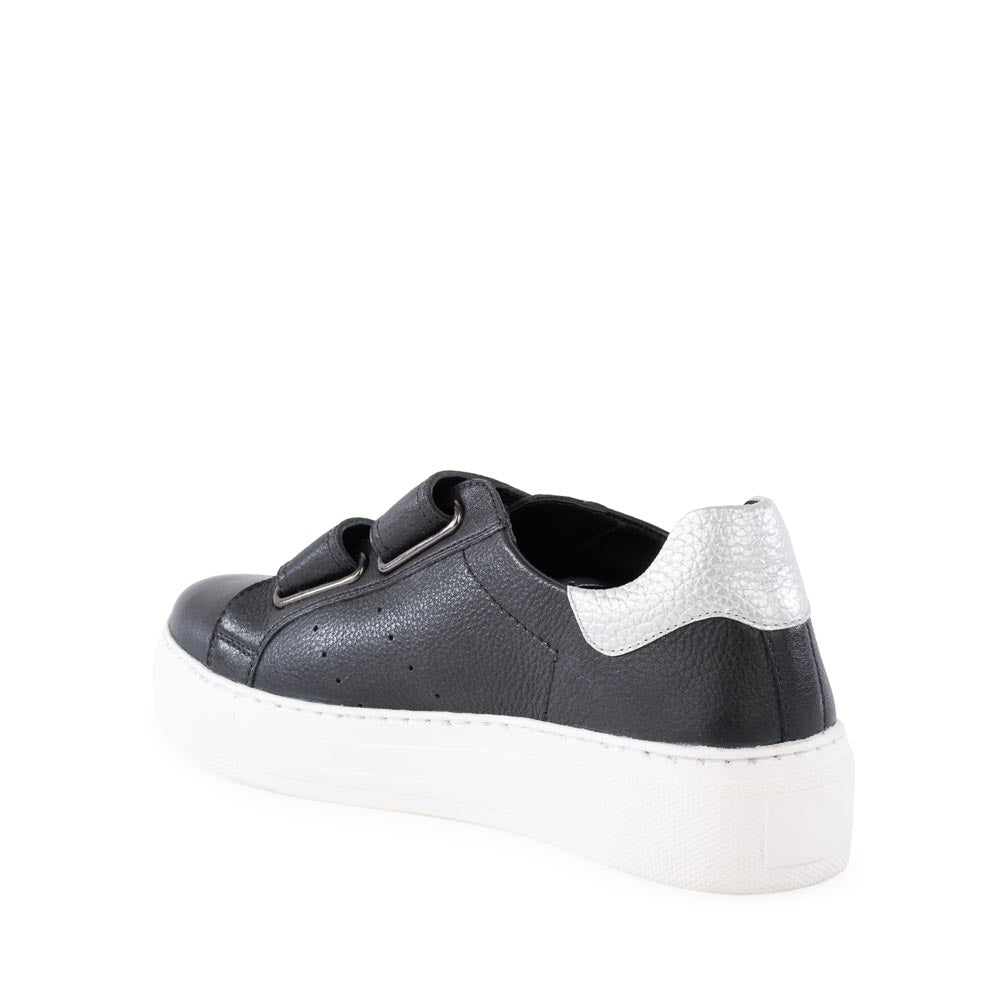 Trading Places Sneaker – Seychelles Footwear