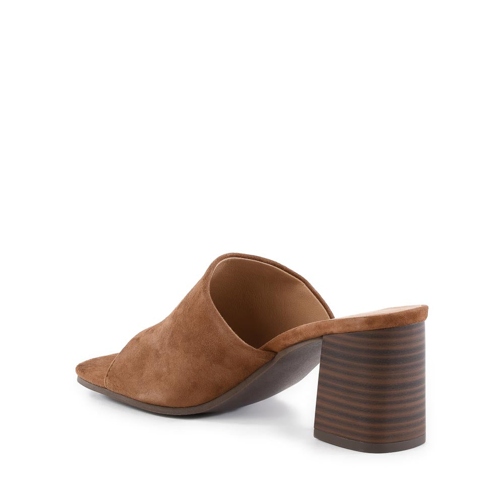 Adapt Sandal