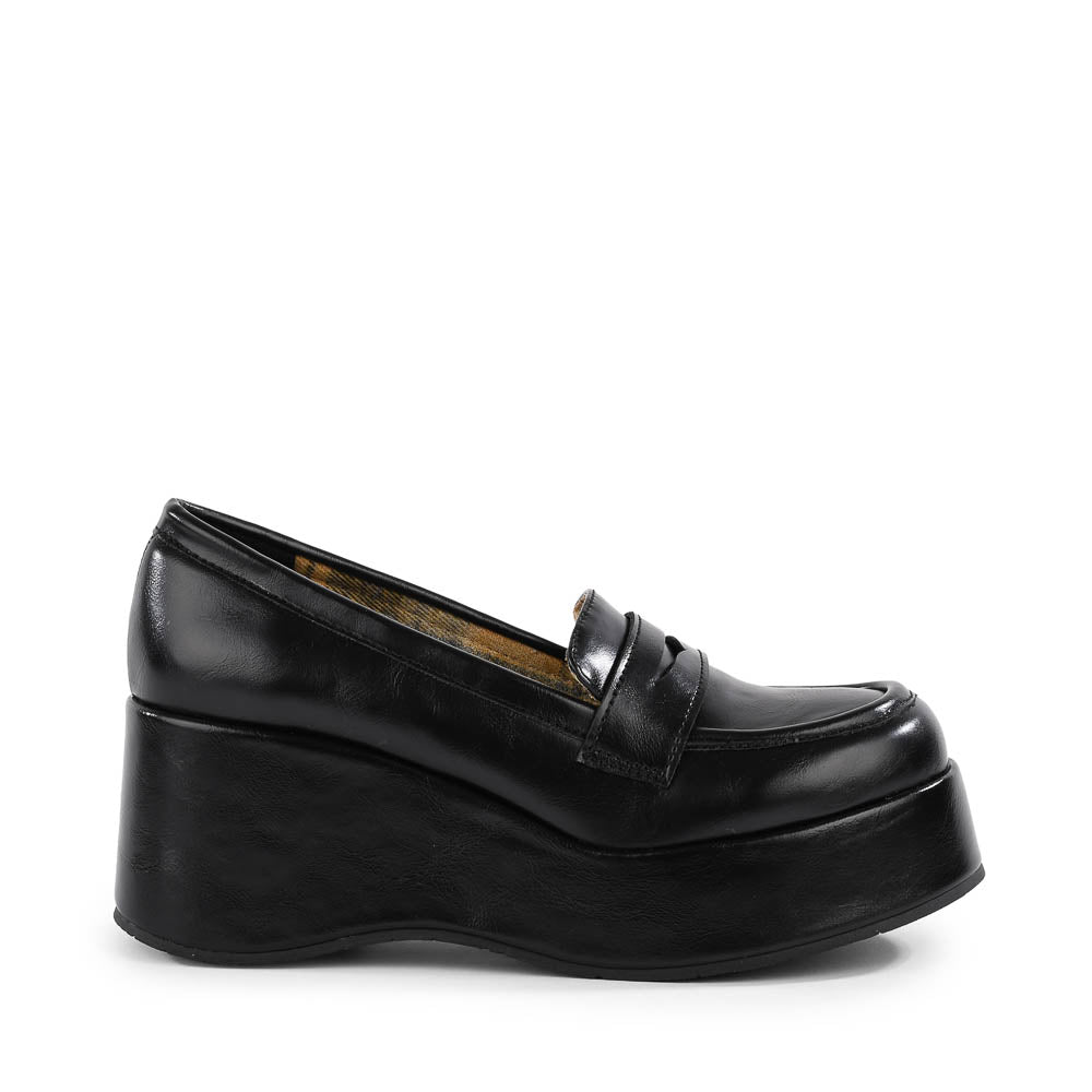 Ambitious Loafer