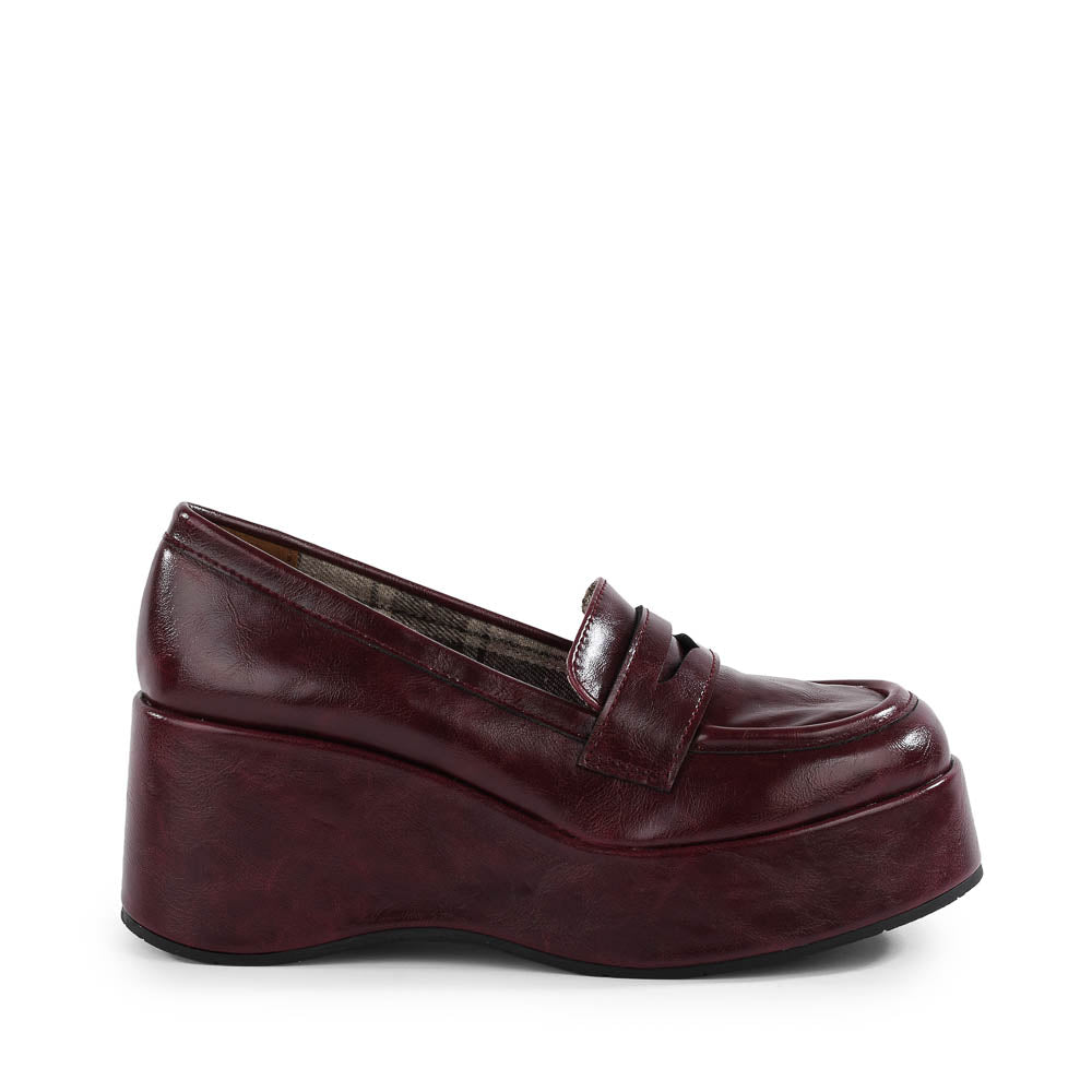 Ambitious Loafer