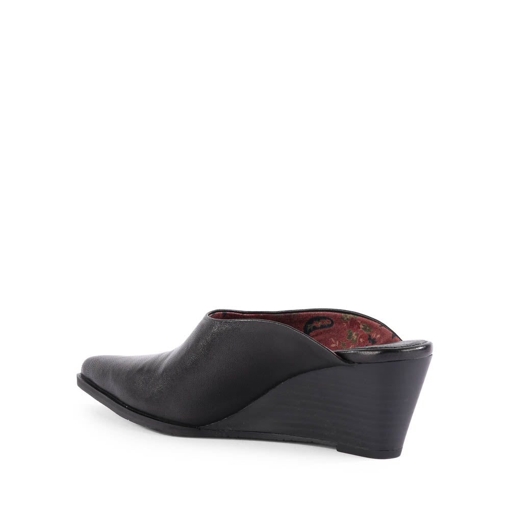 Bunker Hill Mule