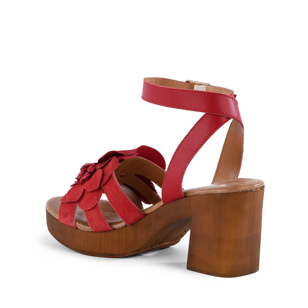 Chasing Sunsets Heel