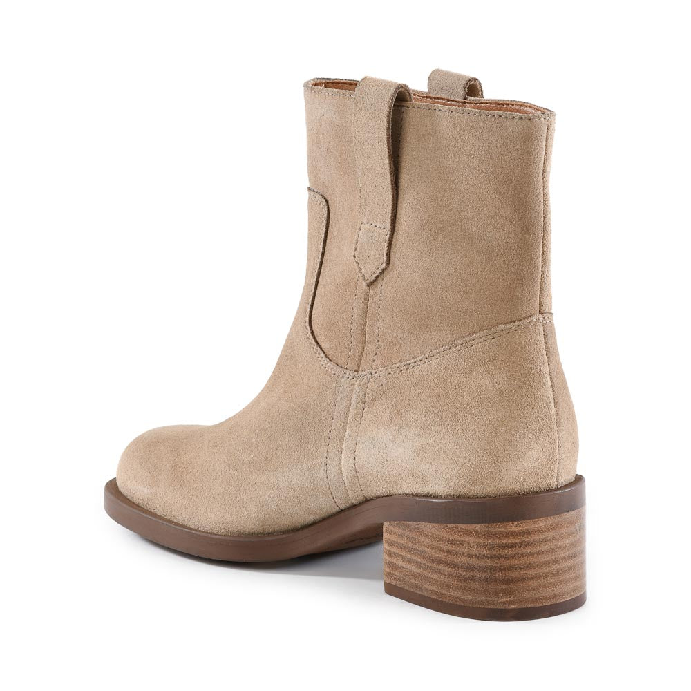 Cozy Boot
