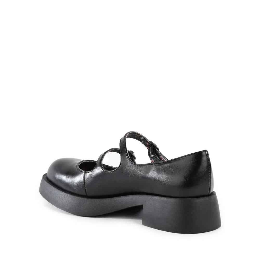 Fan Club Flat – Seychelles Footwear