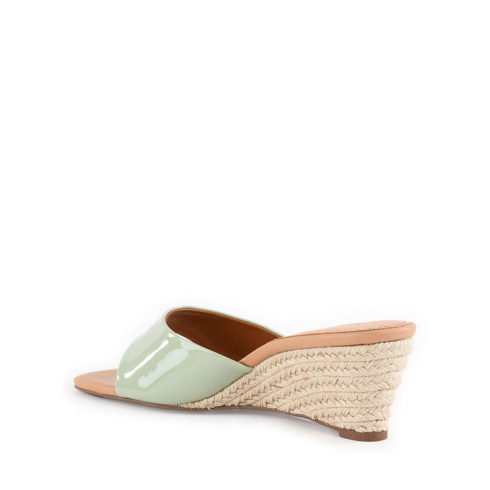 Just Like That Wedge