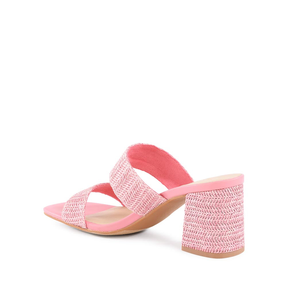 Newport Wide Width Sandal – Seychelles Footwear - Main Image