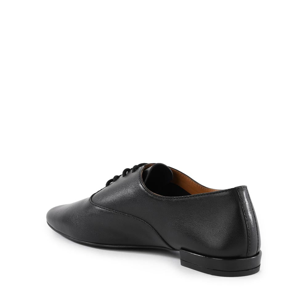 Starlet Flat