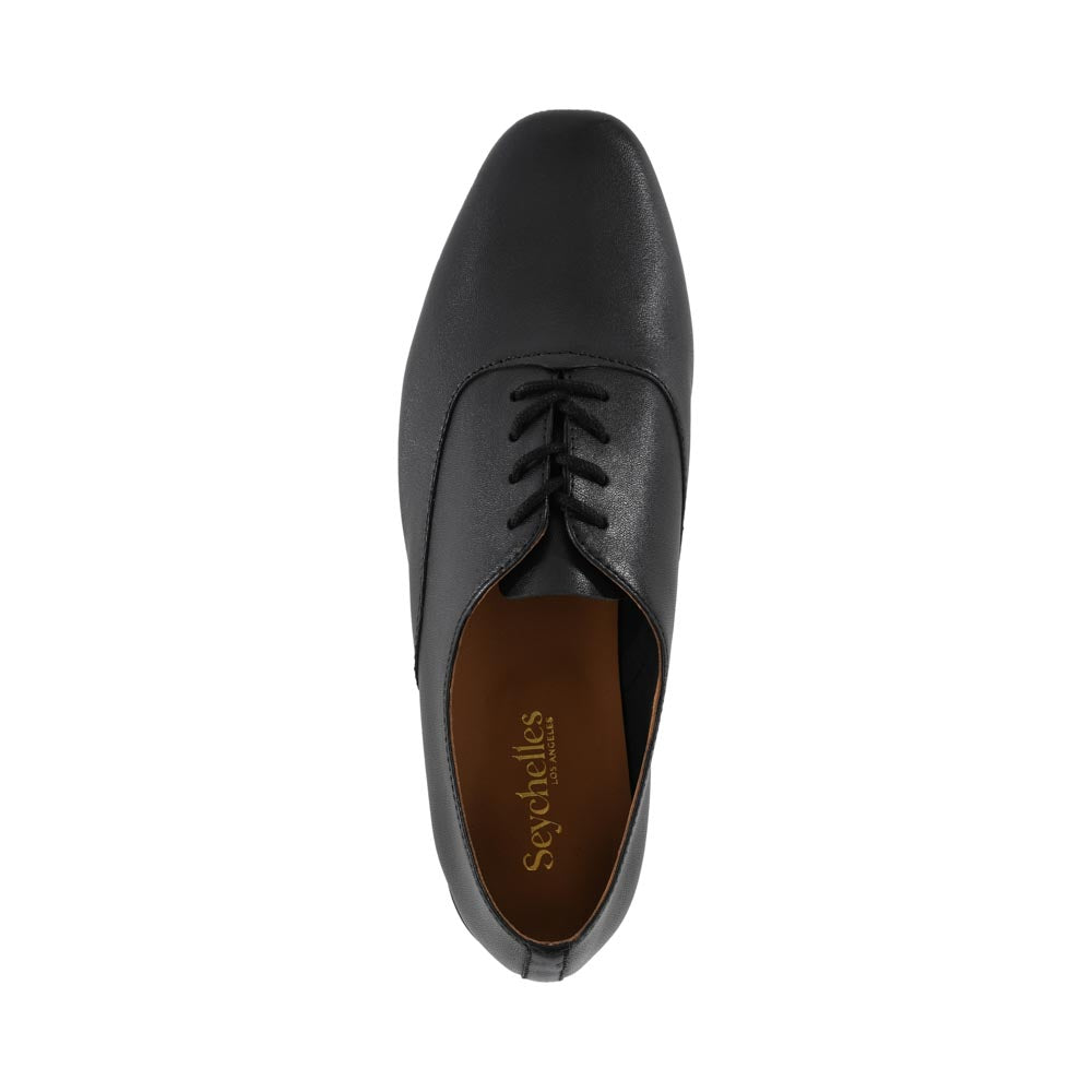 Starlet Flat
