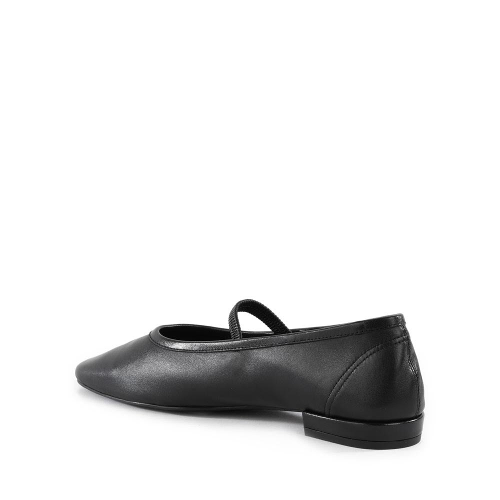 Sweetheart Flat