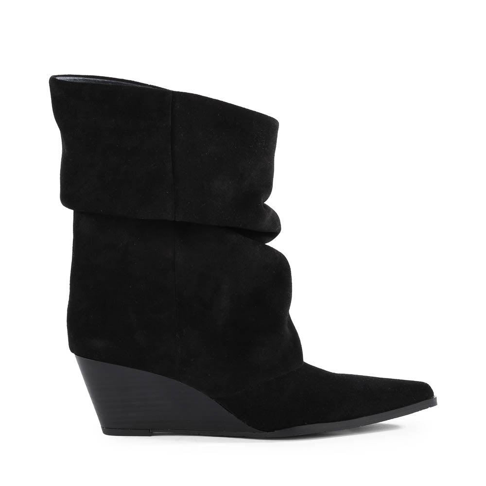 The Getty Boot