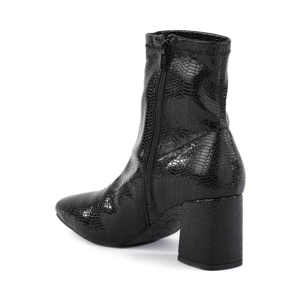 Unforgettable Boot