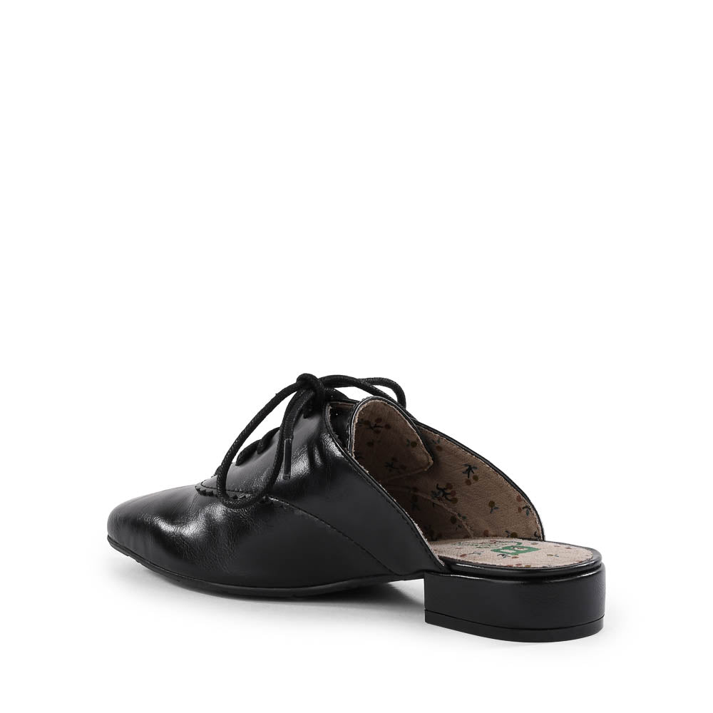 Wendy Darling Mule